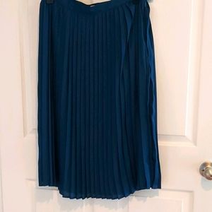 Royal blue pleated skirt